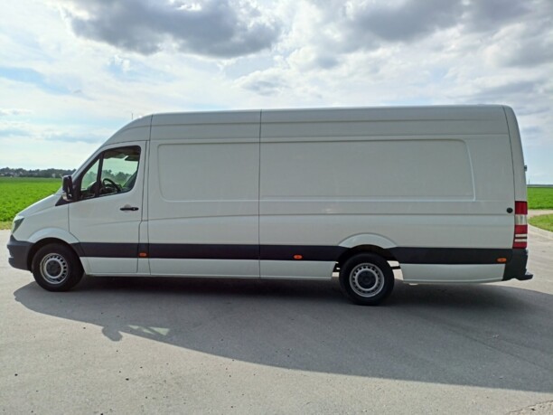 Mercedes Sprinter Extra Long